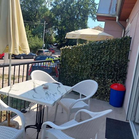 Apartments Ogurlic Херцег-Нови Номер фото