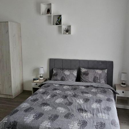 Apartments Ogurlic Херцег-Нови Номер фото