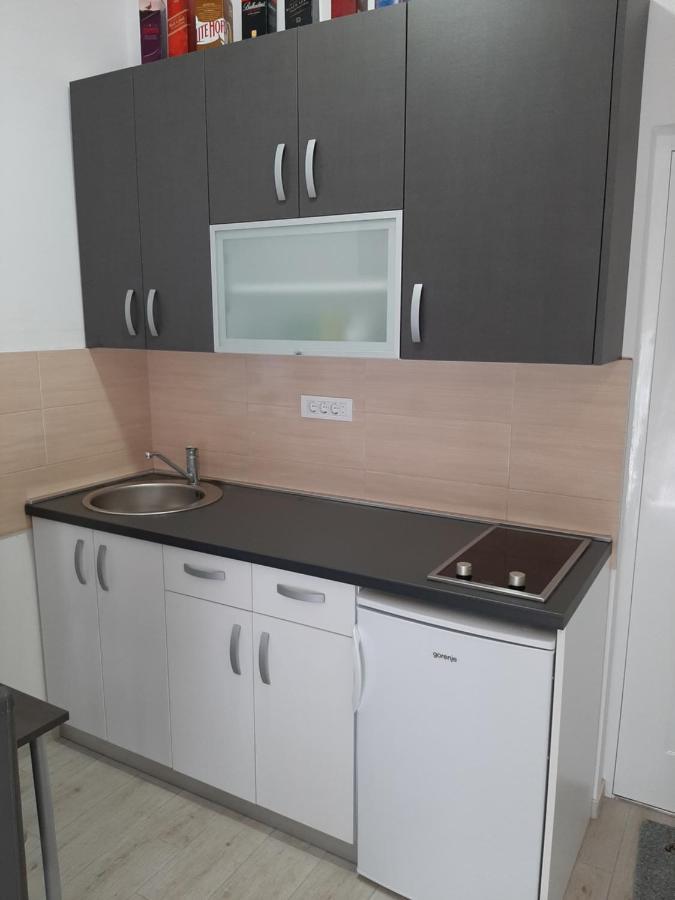 Apartments Ogurlic Херцег-Нови Экстерьер фото