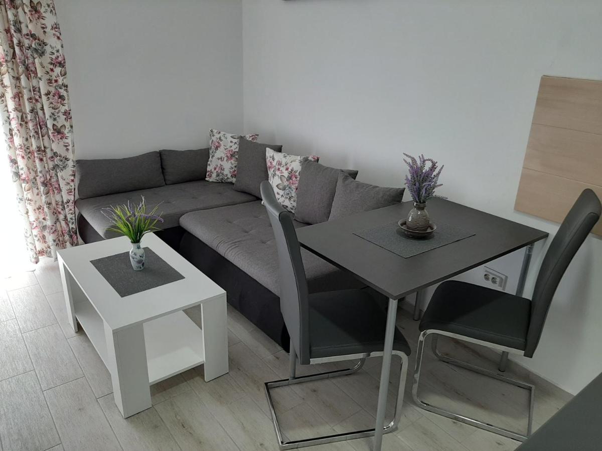 Apartments Ogurlic Херцег-Нови Экстерьер фото